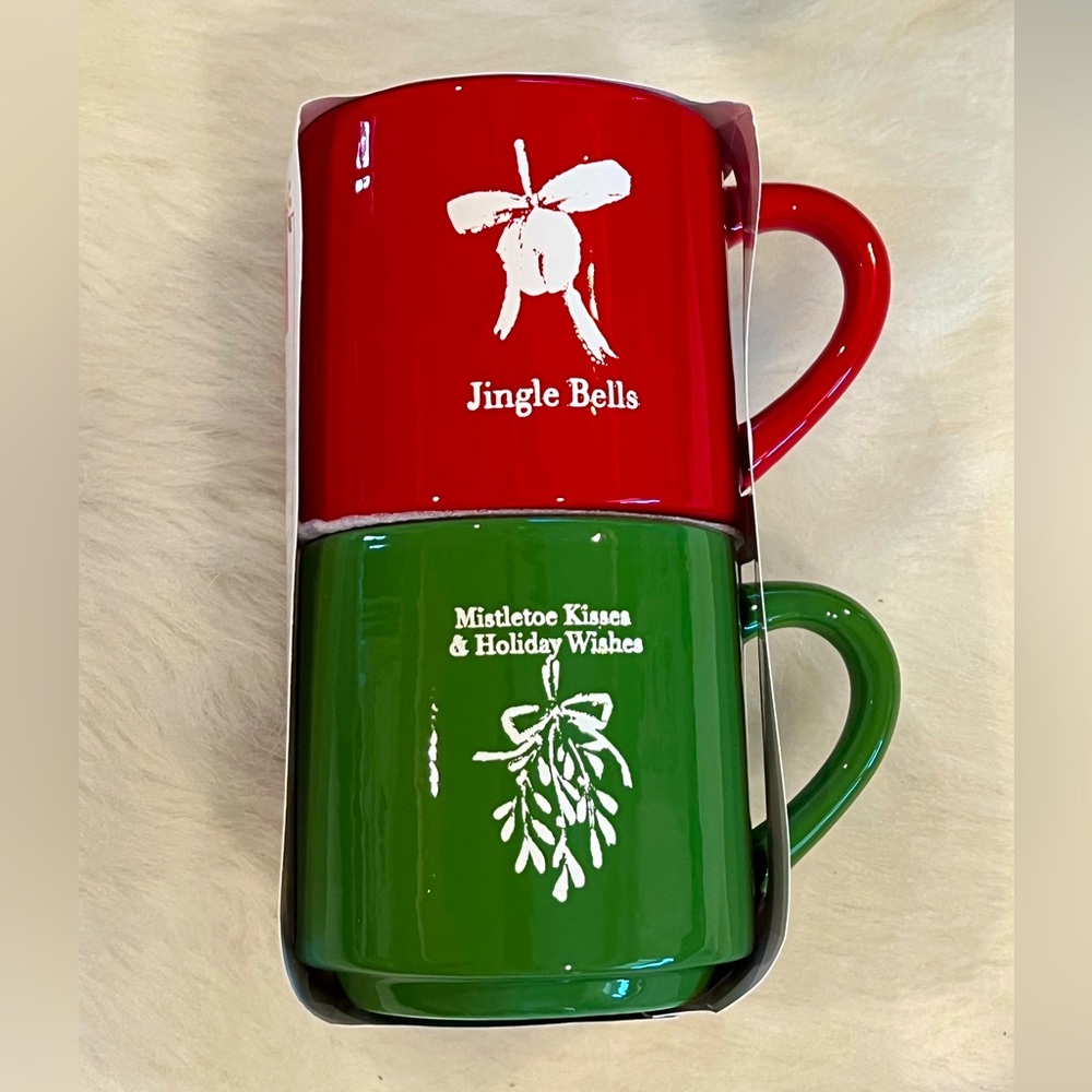 Target 🎯 2pk Stackable Christmas Mugs